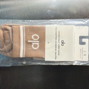 ALO Yoga Brown Unisex Half-Crew Socks